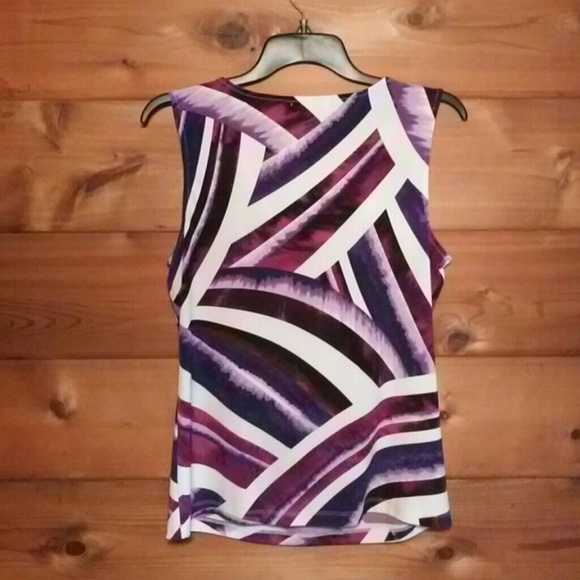 Top - Picture 2 of 2